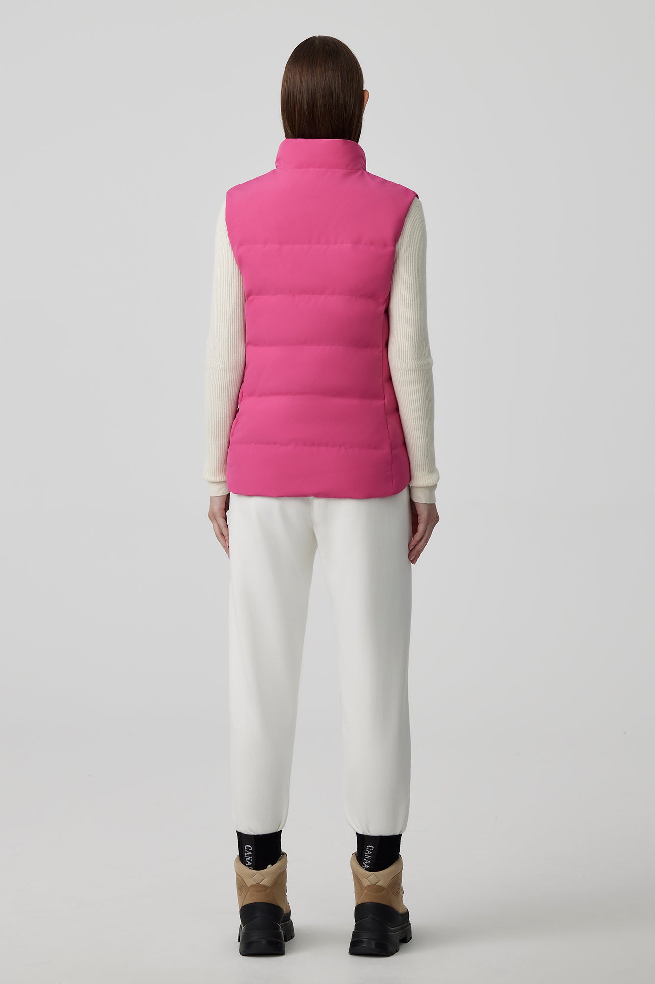 2836L_121_b_1702930940