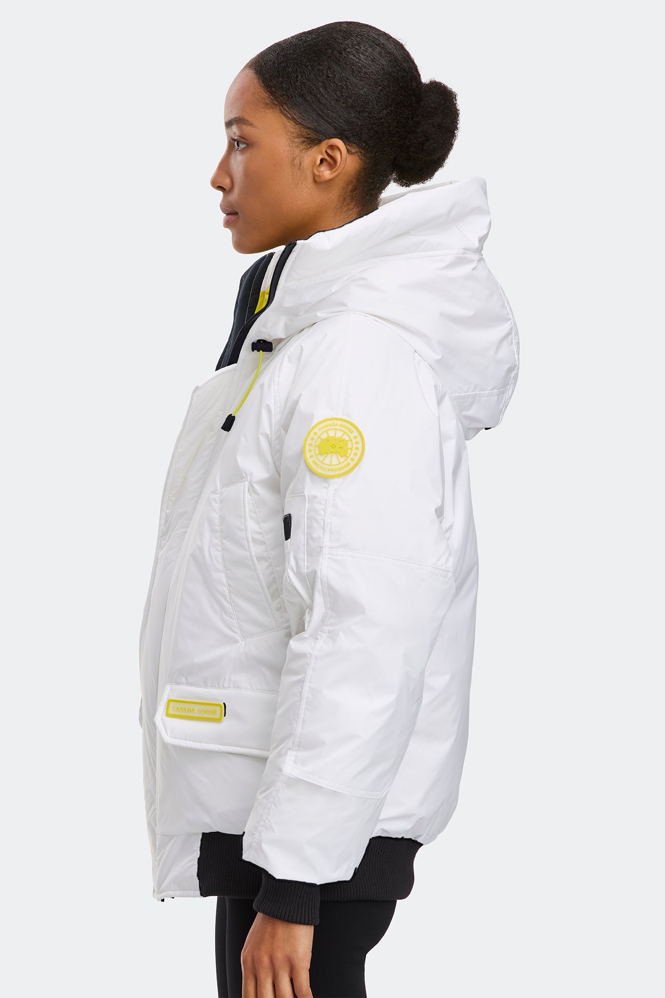 2050U2_9452_b_1763040096