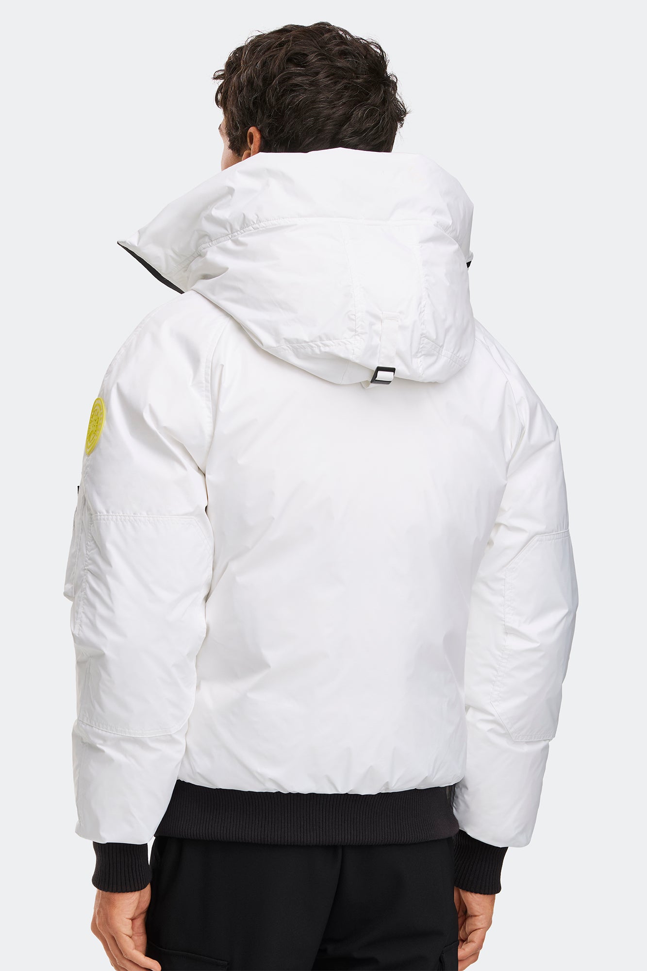 2050U2_9452_e_1763040096