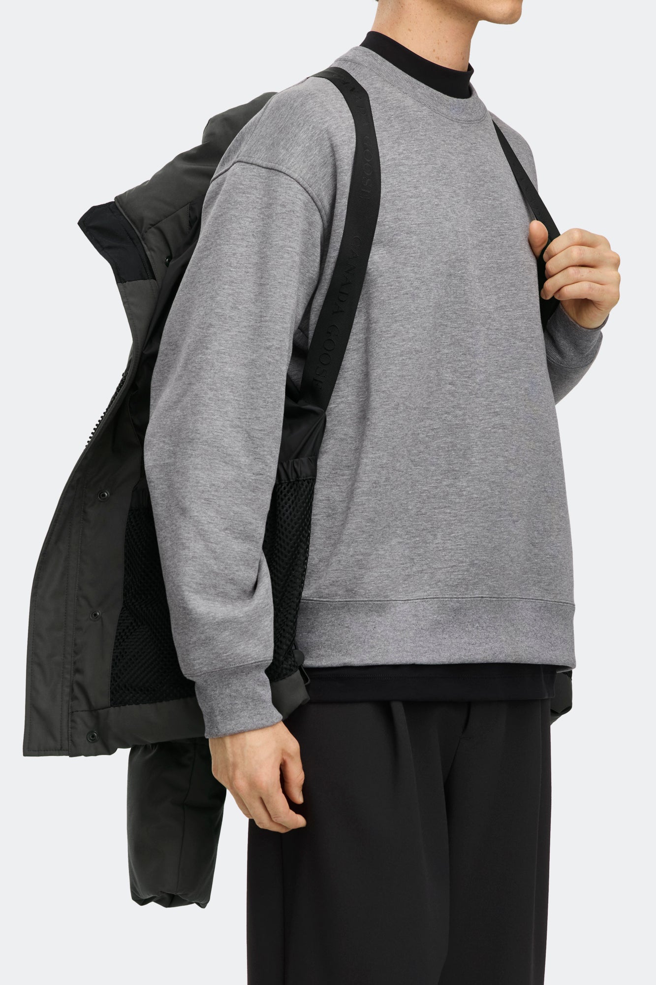 3833M_9431_t_1758895826