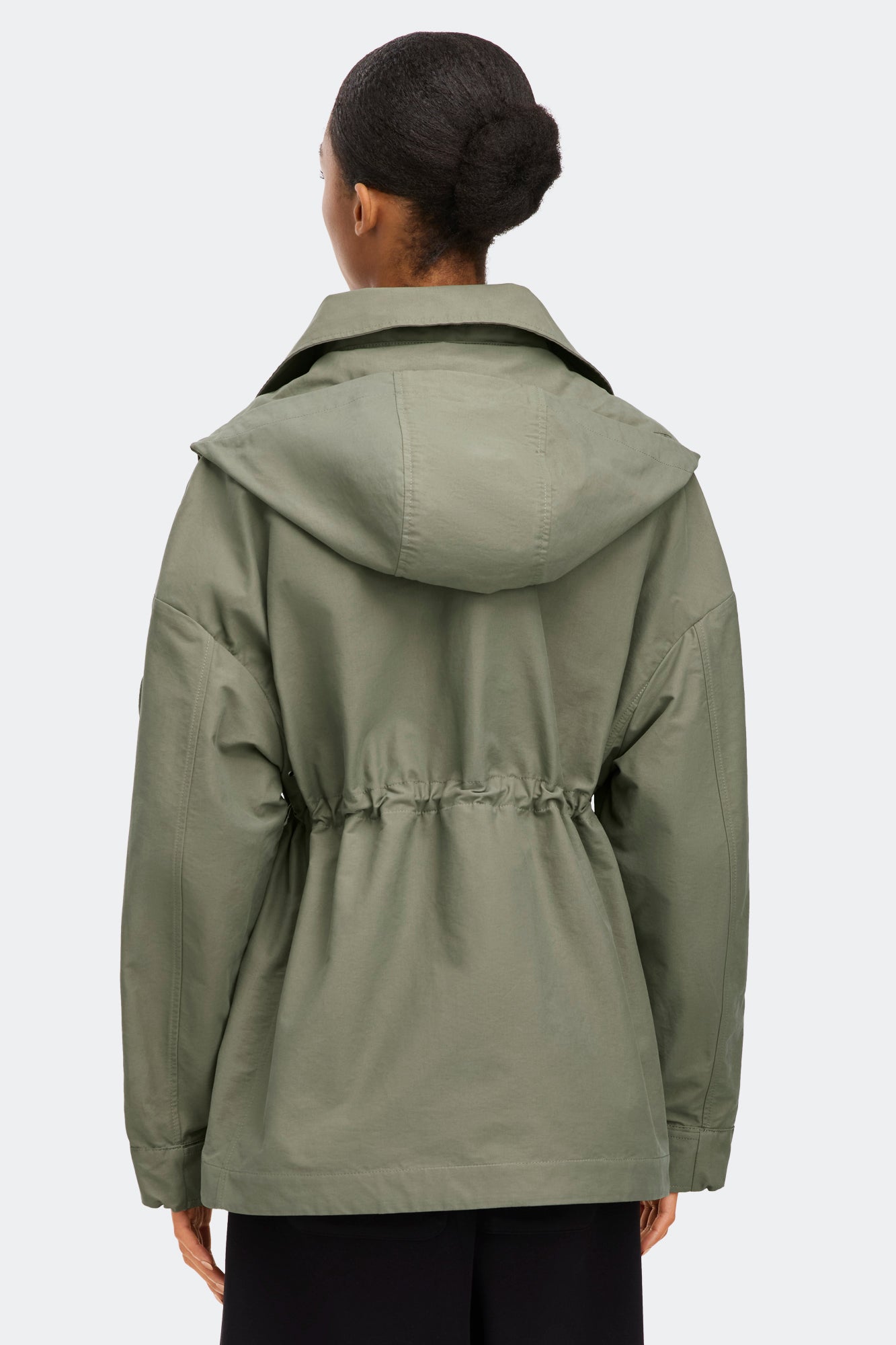 4853W1_9852_c_1758895972