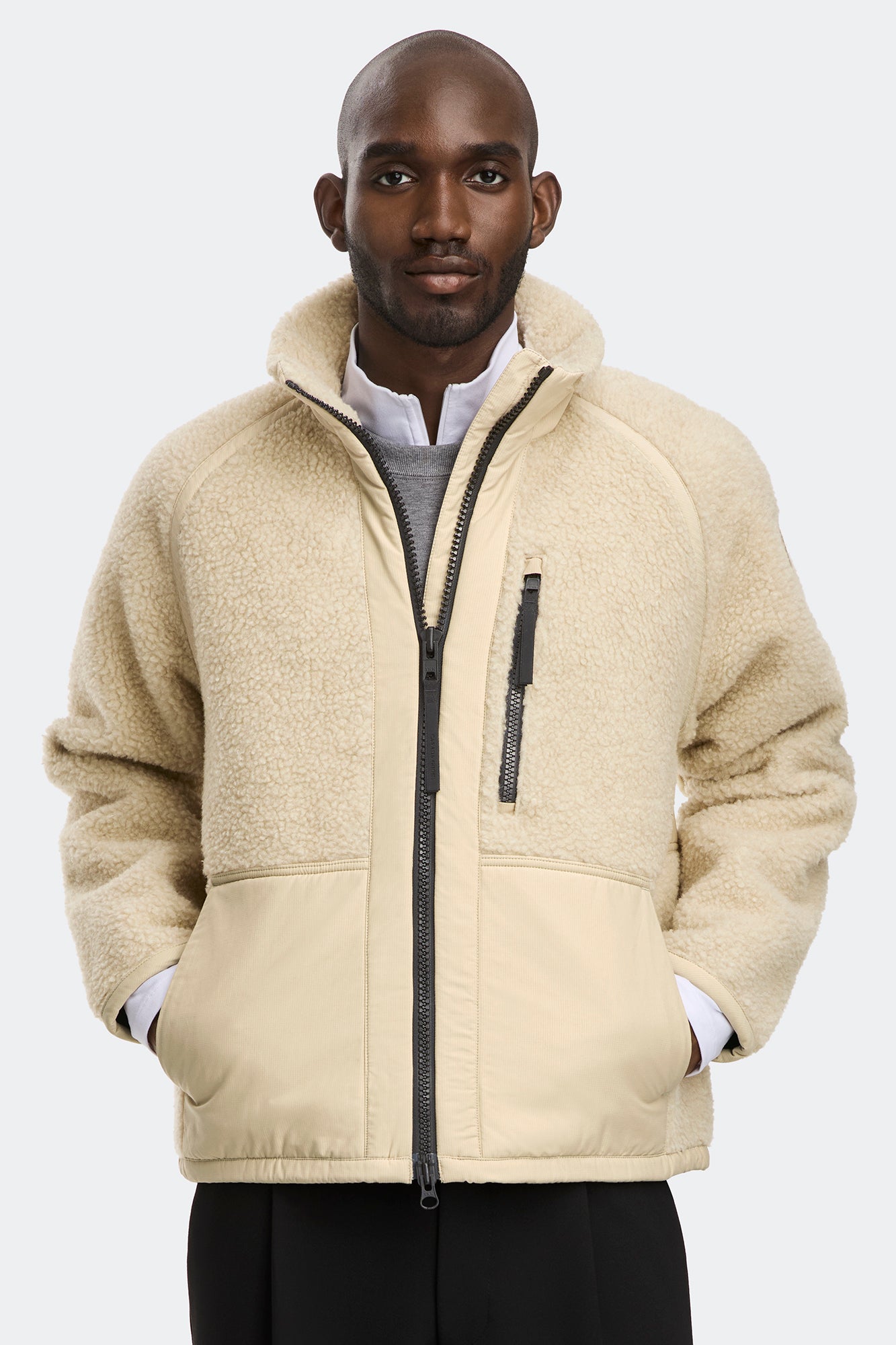 7223M_9950_a_1762550296